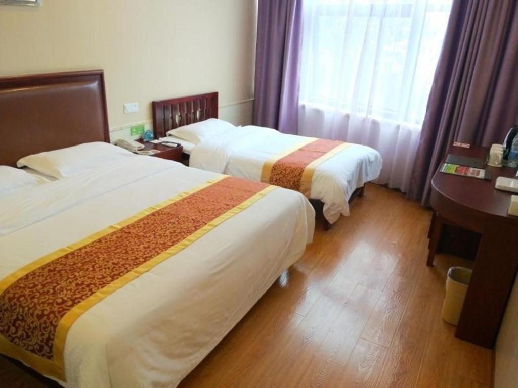 Greentree Sheshan National Tourist Express 3* Shanghai