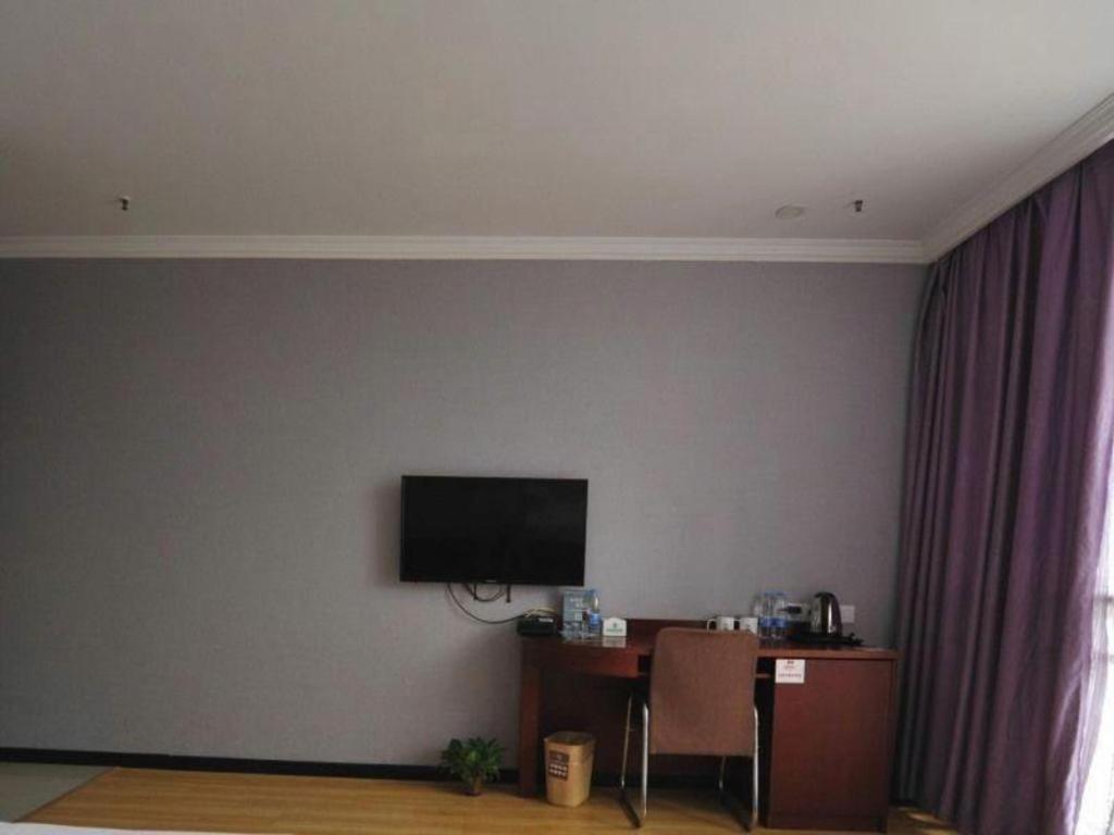 Greentree Sheshan National Tourist Express 3* Shanghai