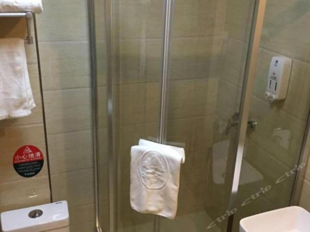 Greentree Sheshan National Tourist Express 3* Shanghai