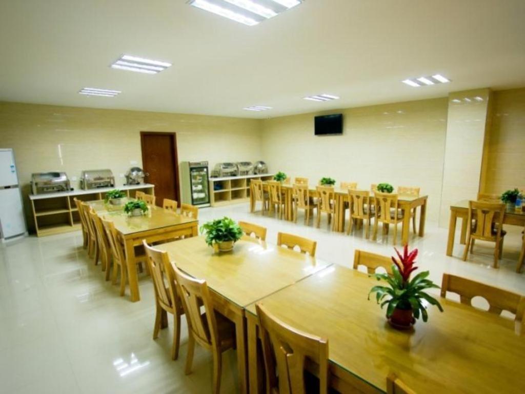 Hotel Greentree Sheshan National Tourist Express 3*