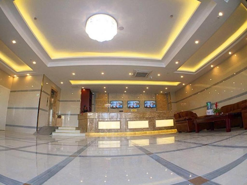 Greentree Sheshan National Tourist Express 3*